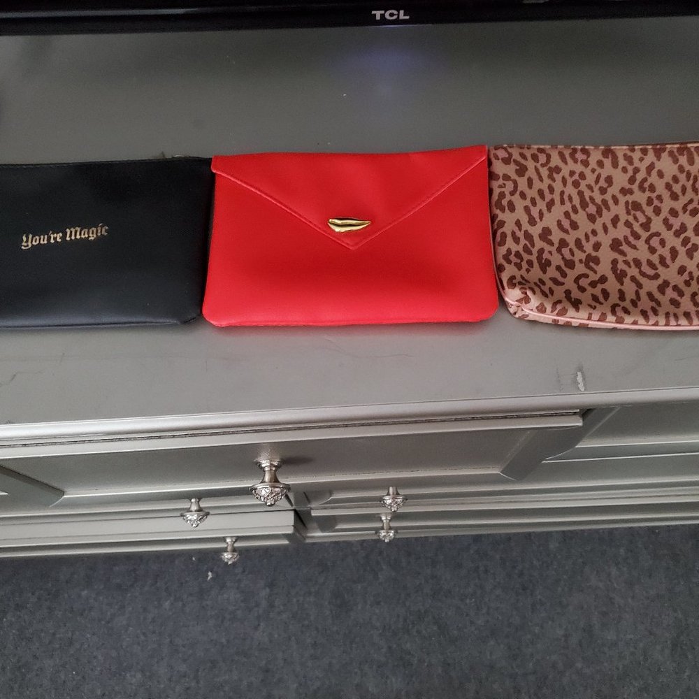 Cosmetic bags